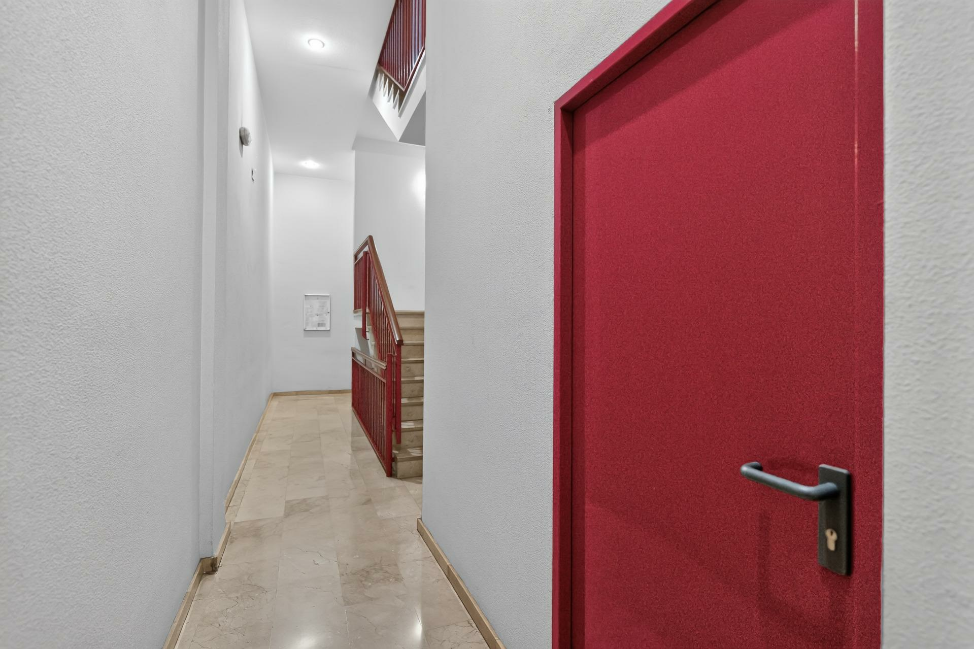 2-bedroom Flat In Alicante, Spain (134 M²)