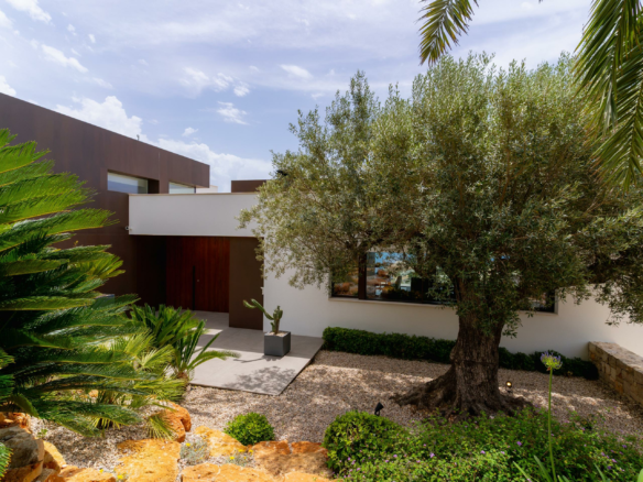 5-bedroom Villa In Benitachell, Spain (506 M²)