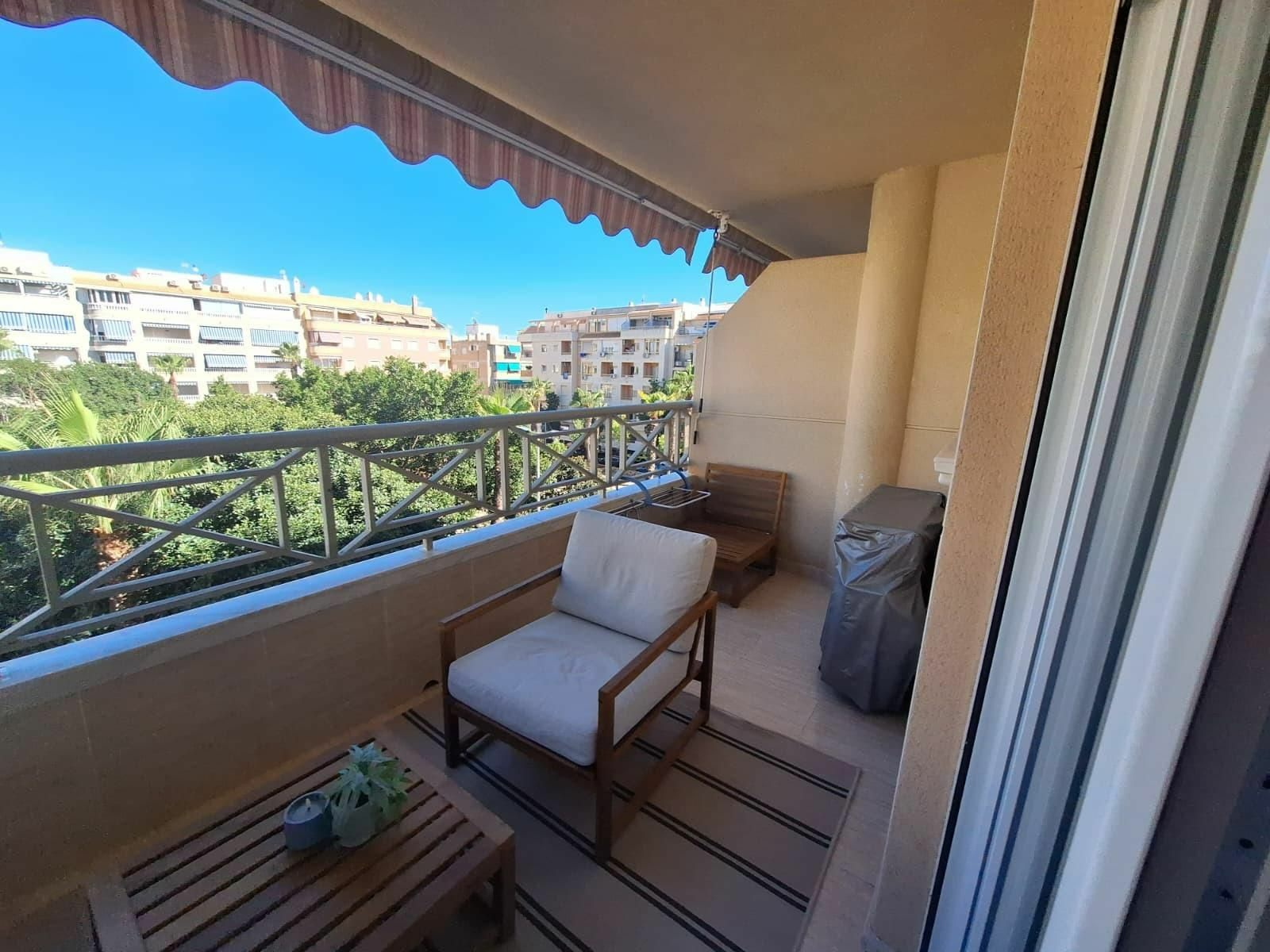 2-bedroom Apartment In Torrevieja, Spain (80 M²)