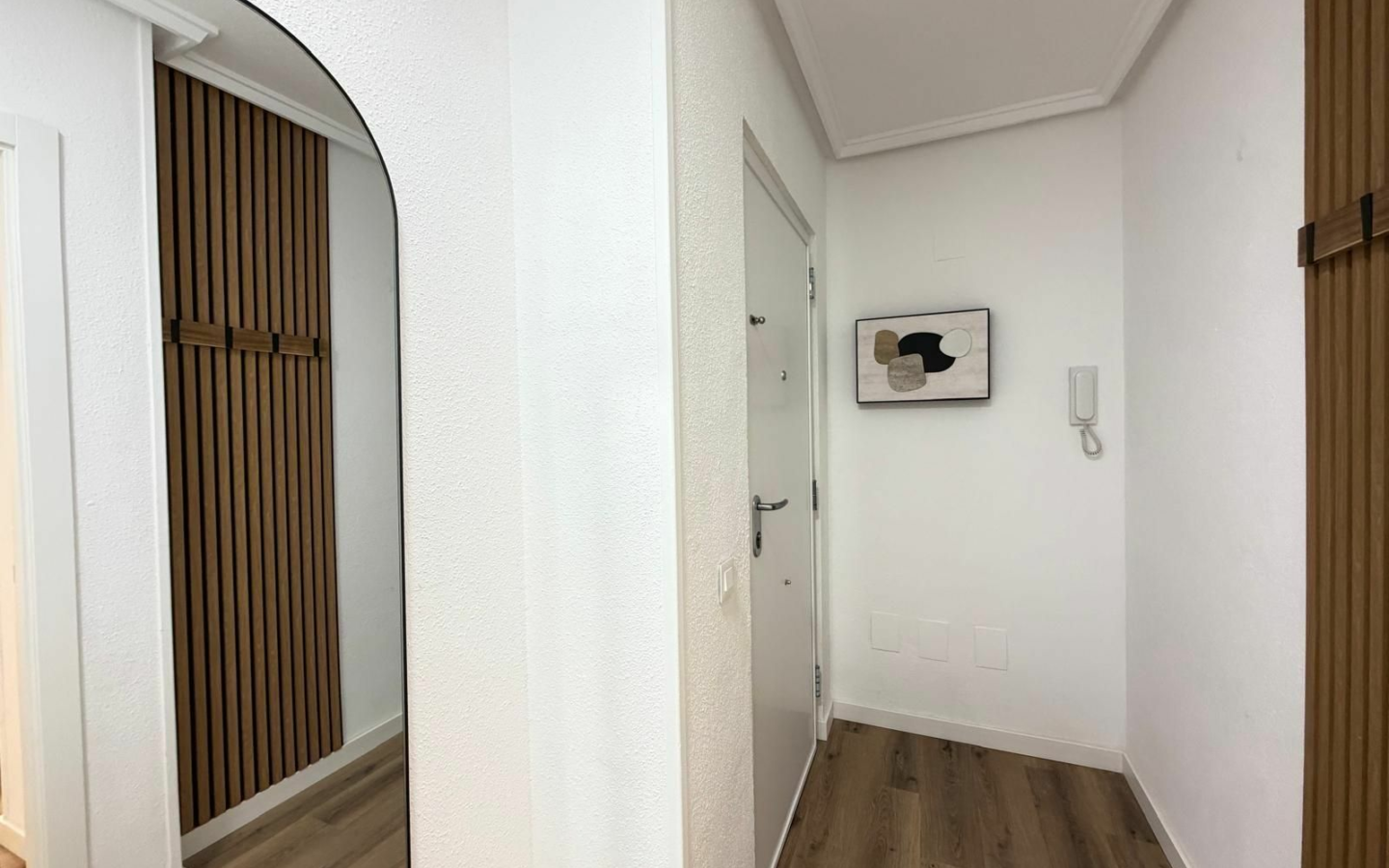 3-bedroom Apartment In Torrevieja, Spain (98 M²)