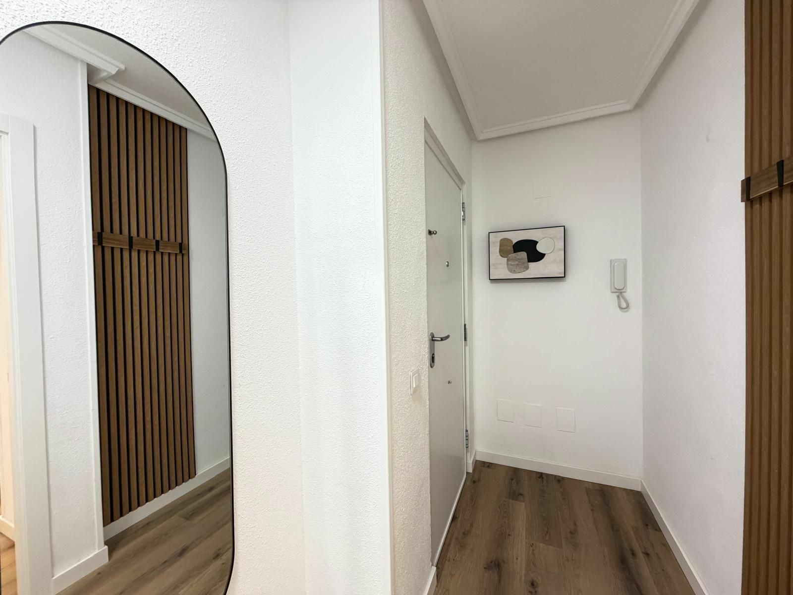 3-bedroom Apartment In Torrevieja, Spain (98 M²)