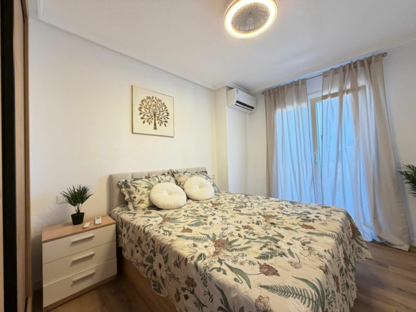 3-bedroom Apartment In Torrevieja, Spain (98 M²)