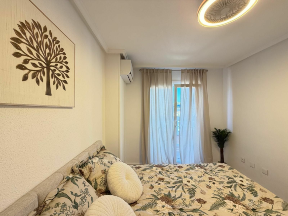 3-bedroom Apartment In Torrevieja, Spain (98 M²)