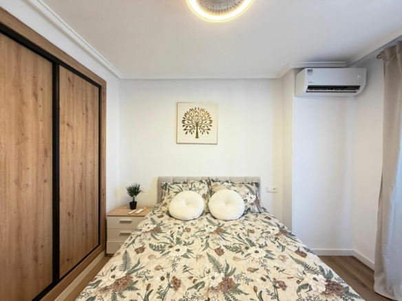 3-bedroom Apartment In Torrevieja, Spain (98 M²)