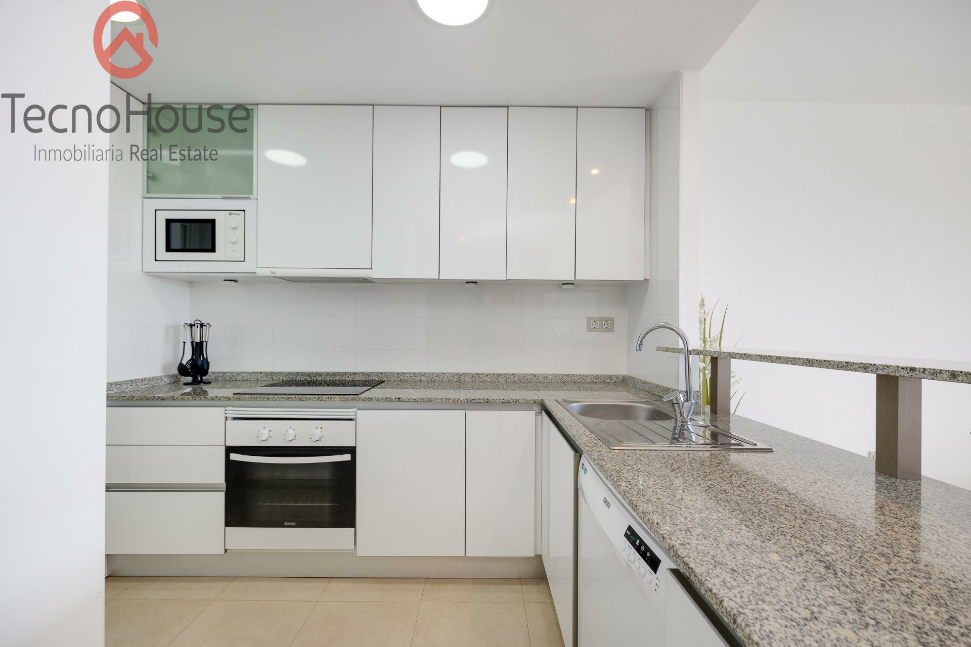2-bedroom Apartment In Orihuela Costa, Spain (97 M²)