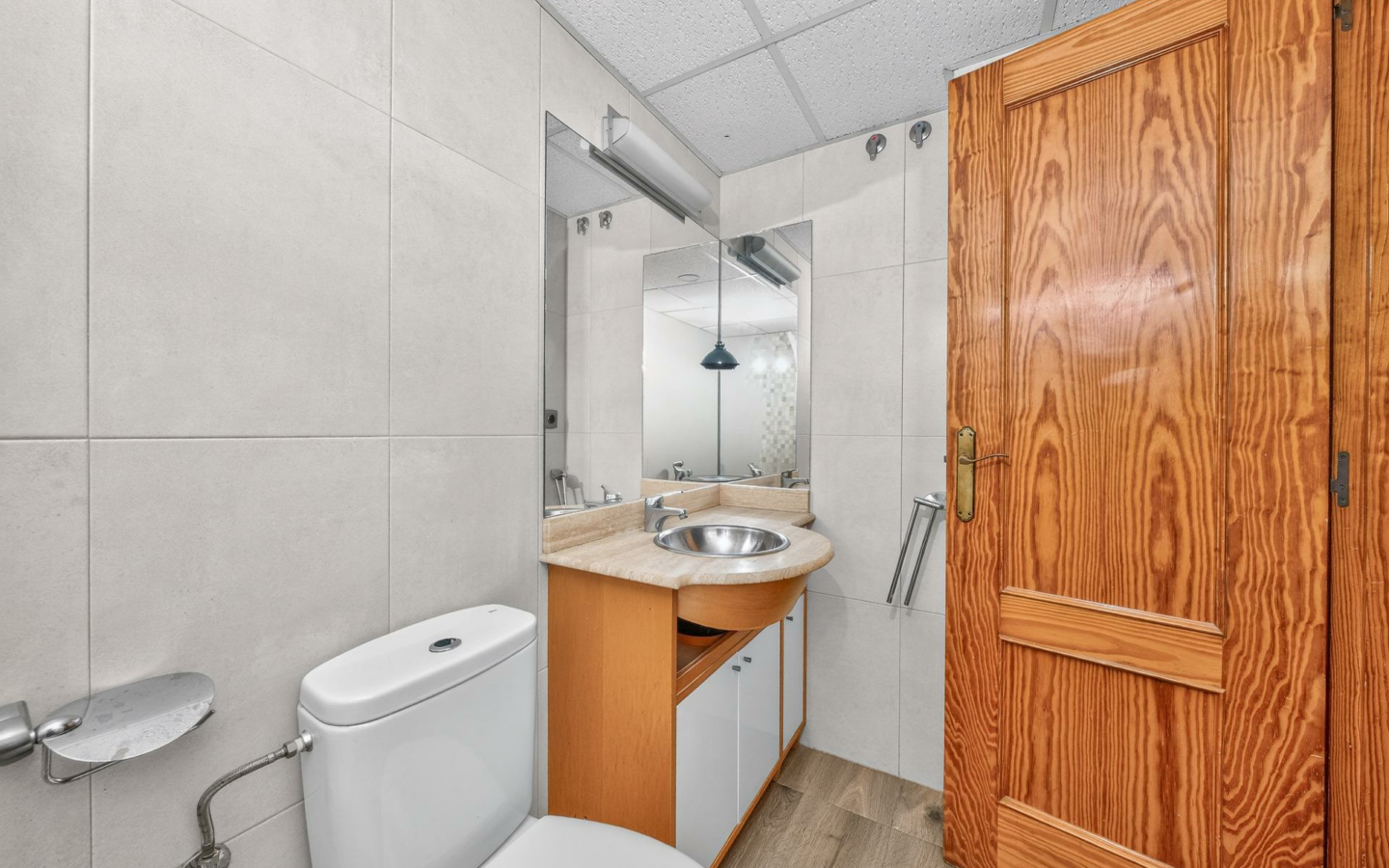 2-bedroom Flat In Alicante, Spain (134 M²)