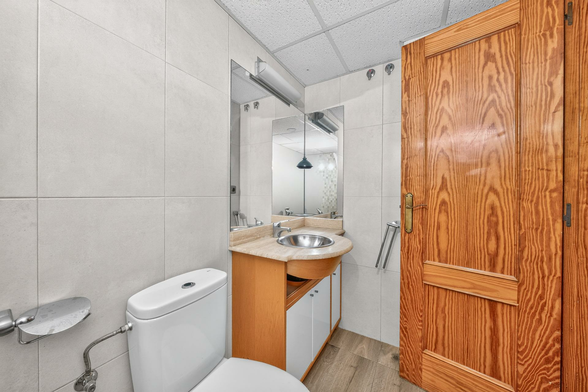 2-bedroom Flat In Alicante, Spain (134 M²)