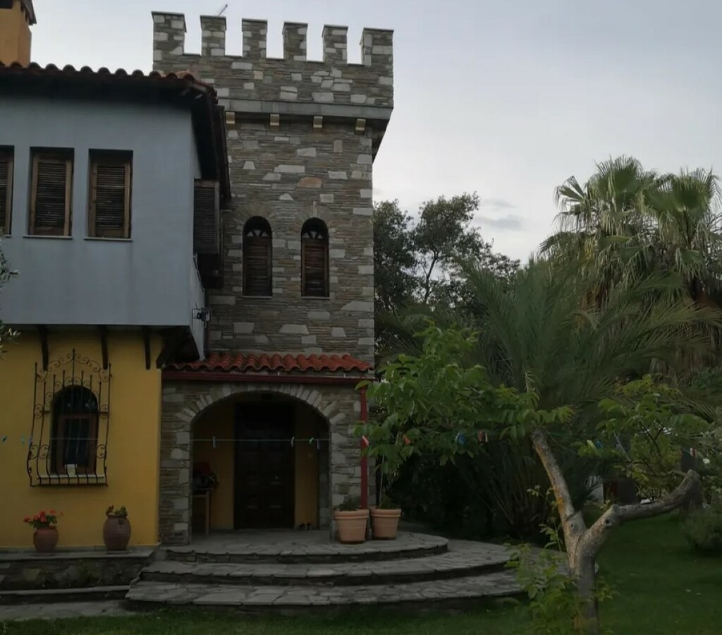 4-bedroom Villa In Sithonia, Greece (175 M²)