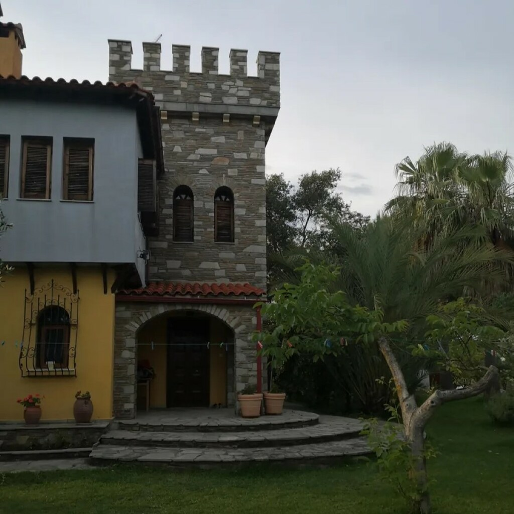 4-bedroom Villa In Sithonia, Greece (175 M²)