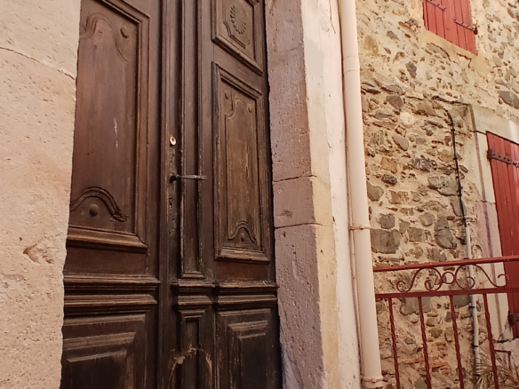 3-bedroom House In Saint Chinian, France (183 M²)
