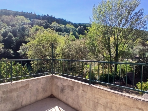3-bedroom House In Saint Chinian, France (183 M²)