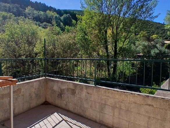 3-bedroom House In Saint Chinian, France (183 M²)