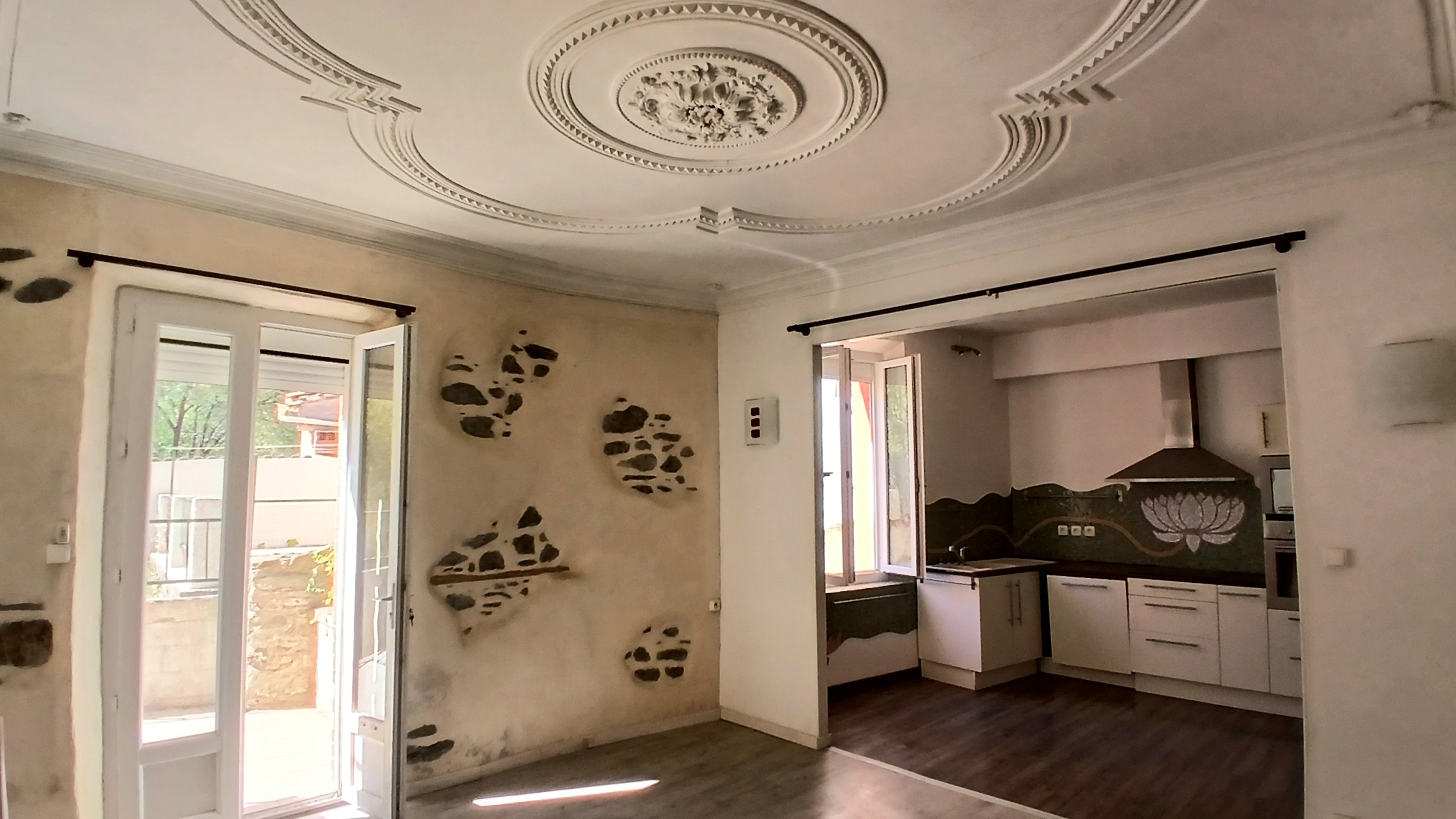 3-bedroom House In Saint Chinian, France (183 M²)