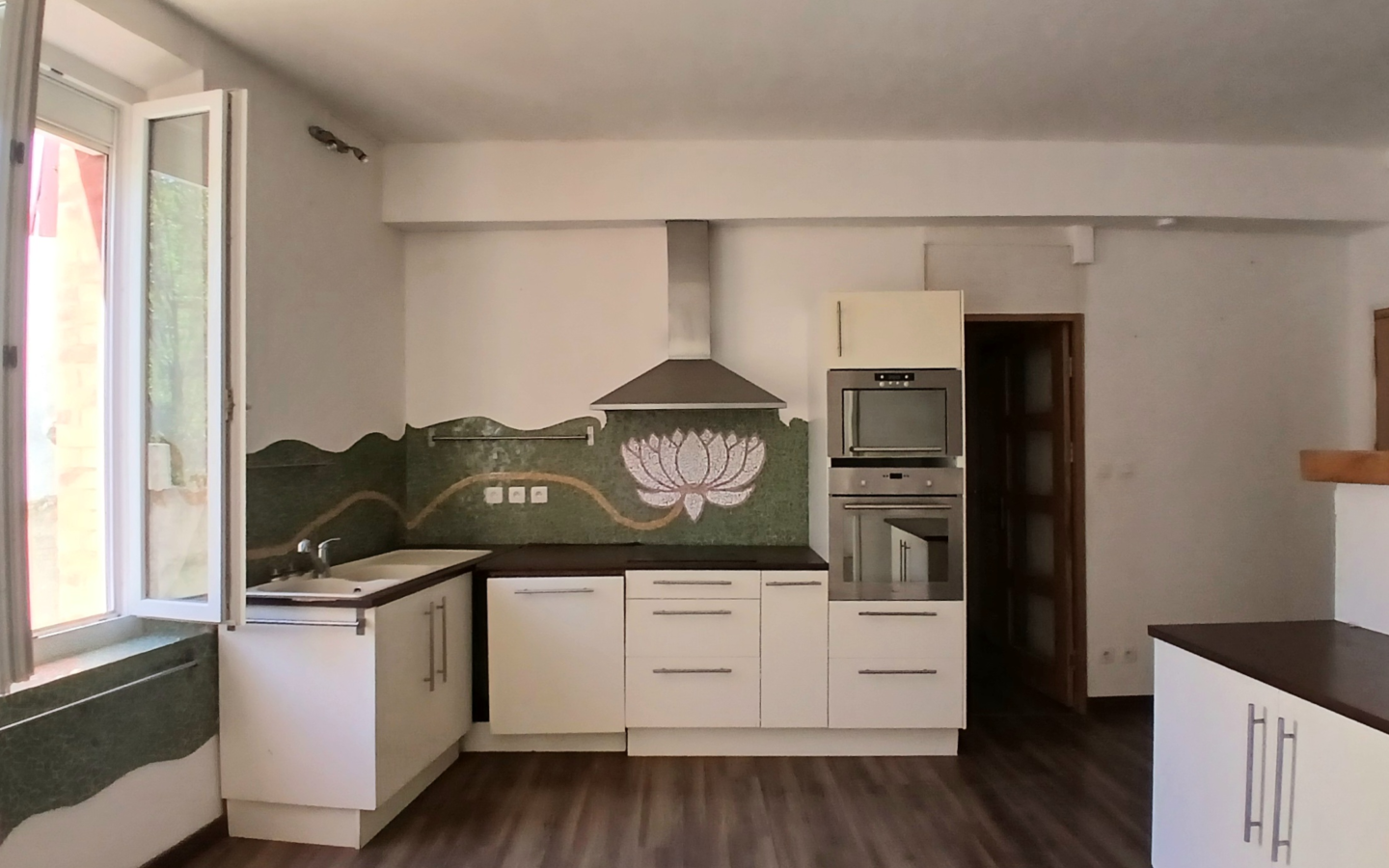 3-bedroom House In Saint Chinian, France (183 M²)