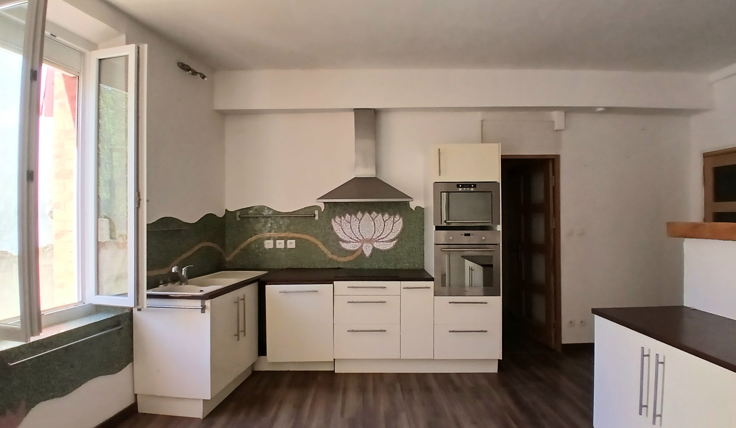 3-bedroom House In Saint Chinian, France (183 M²)