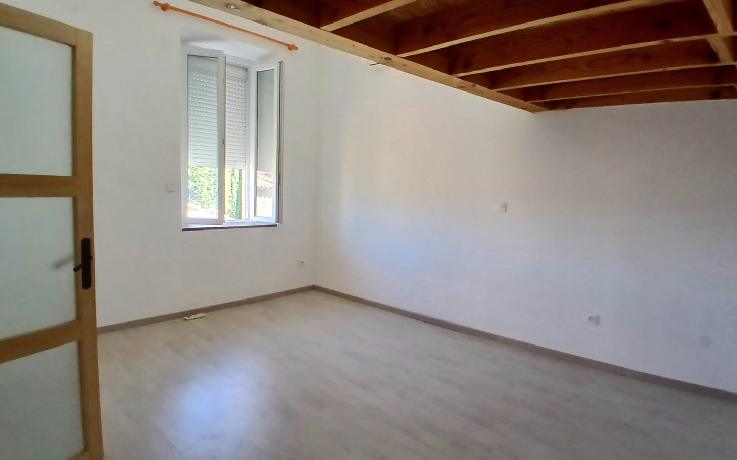 3-bedroom House In Saint Chinian, France (183 M²)