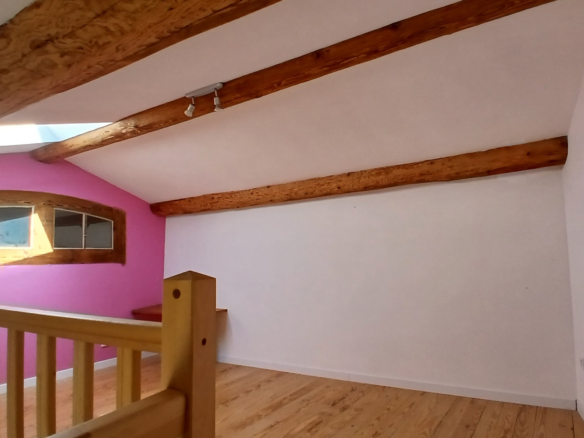 3-bedroom House In Saint Chinian, France (183 M²)