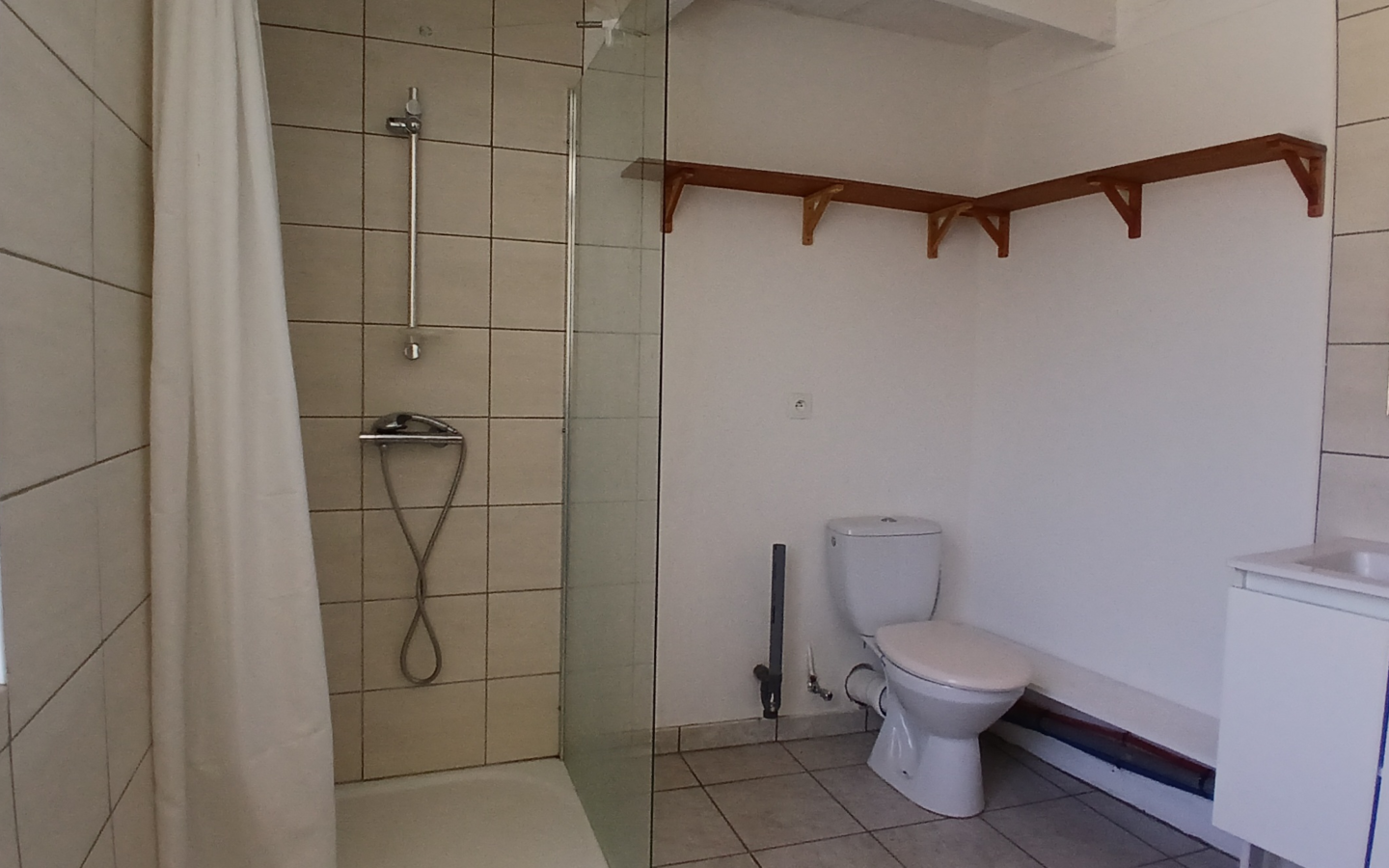 3-bedroom House In Saint Chinian, France (183 M²)