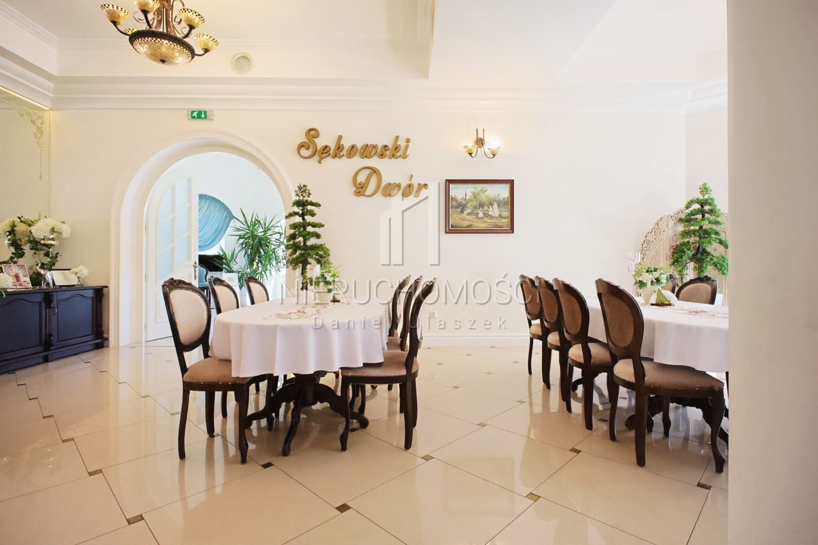 SĘkowski DwÓr – Luksusowy Hotel, Restauracja I Dom Weselny, SĘkowa, Pow. Gorlicki
