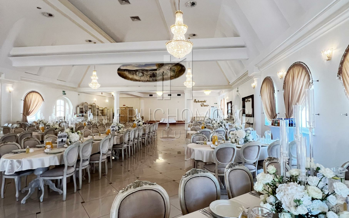 SĘkowski DwÓr – Luksusowy Hotel, Restauracja I Dom Weselny, SĘkowa, Pow. Gorlicki