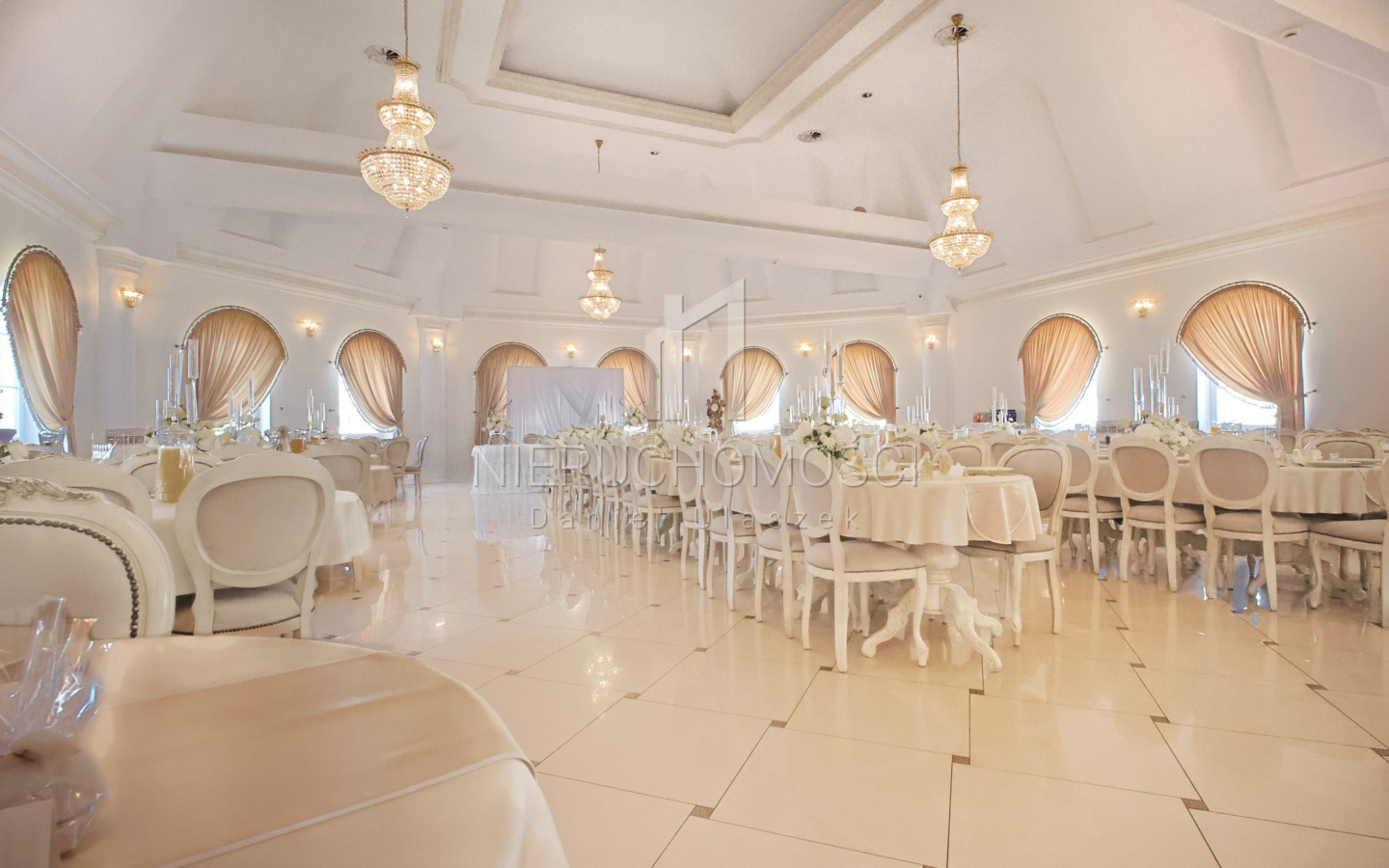 SĘkowski DwÓr – Luksusowy Hotel, Restauracja I Dom Weselny, SĘkowa, Pow. Gorlicki