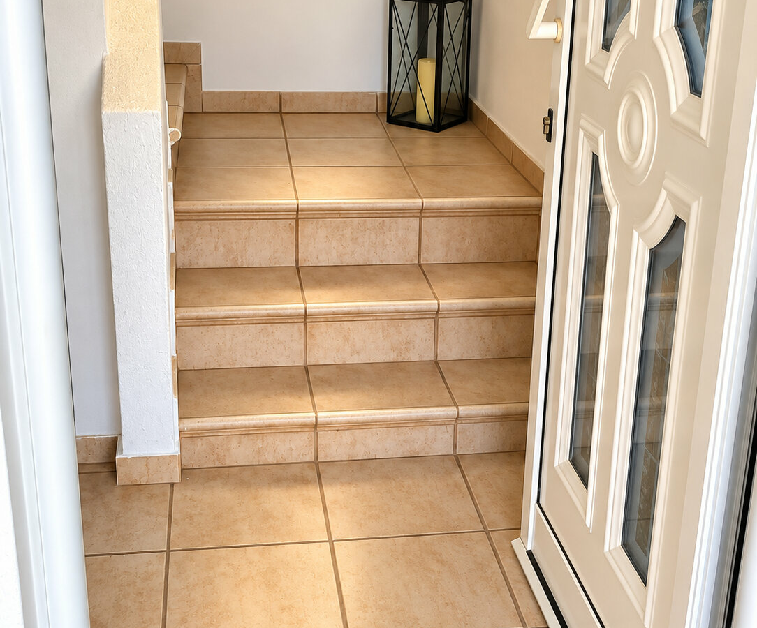 Modern 4-bedroom Townhouse With Panoramic Terrace In Neapoli, Lasithi