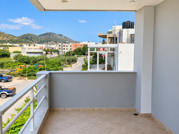 Modern 4-bedroom Townhouse With Panoramic Terrace In Neapoli, Lasithi