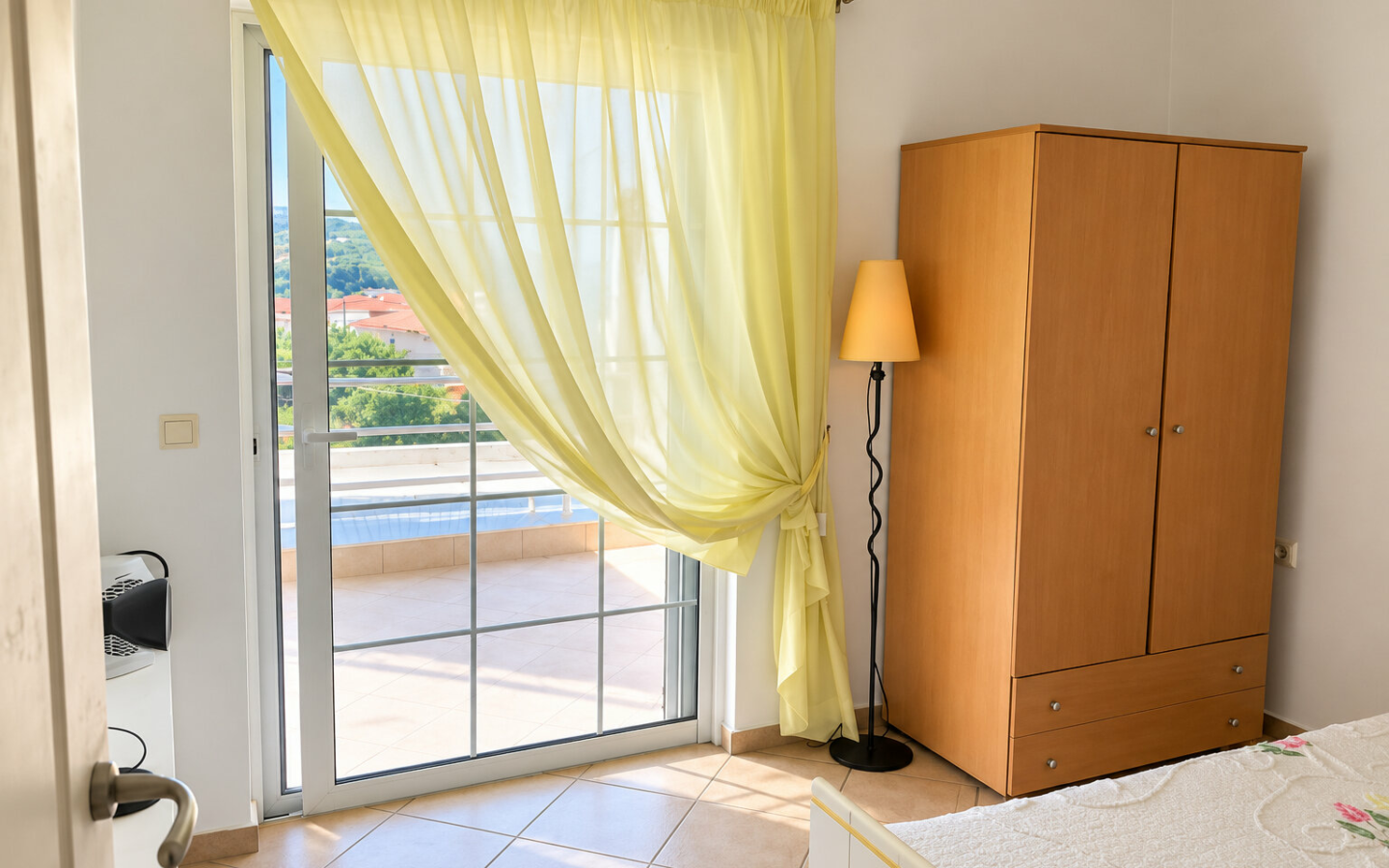 Modern 4-bedroom Townhouse With Panoramic Terrace In Neapoli, Lasithi