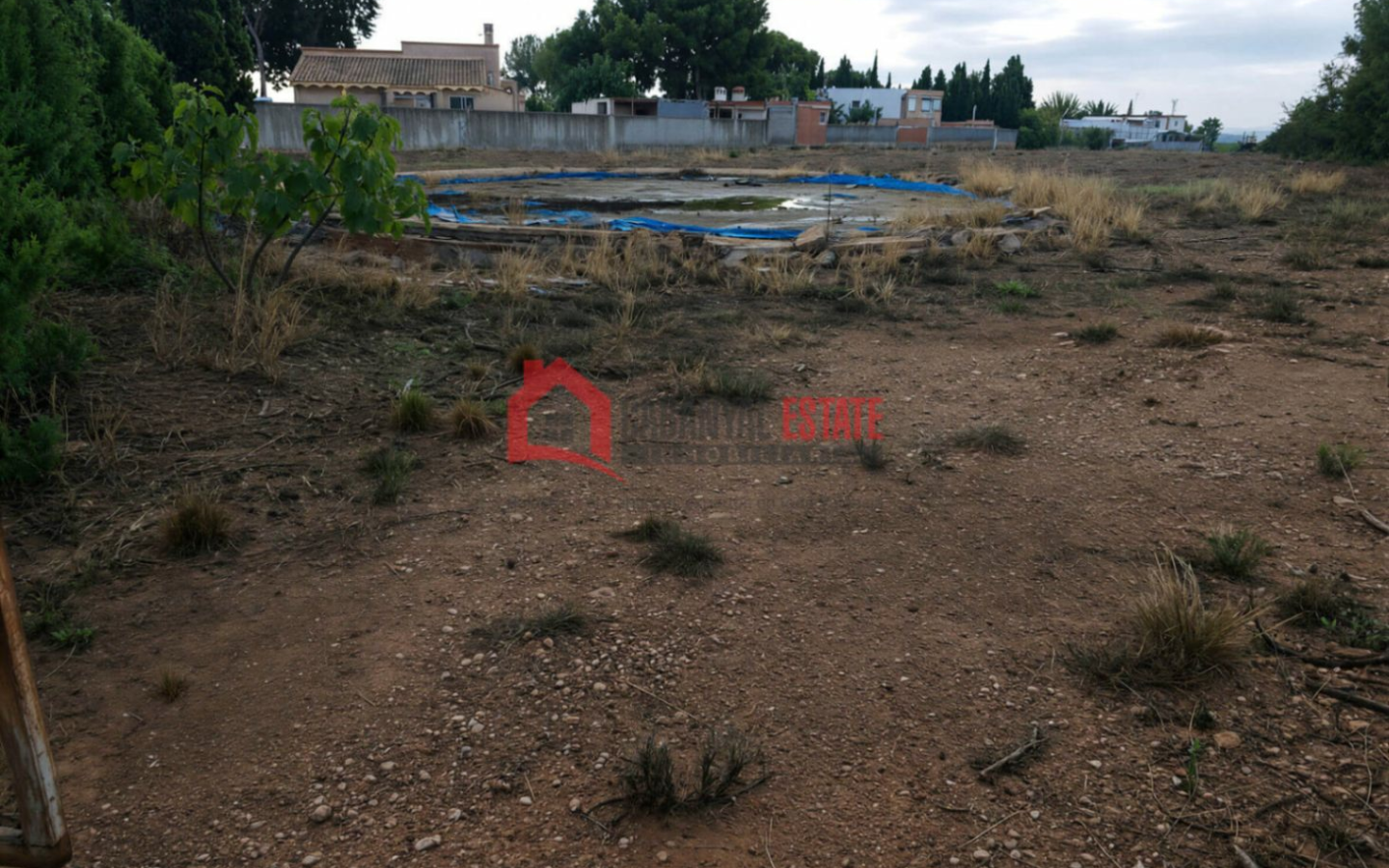 Land In Náquera (1.447 M² Plot)