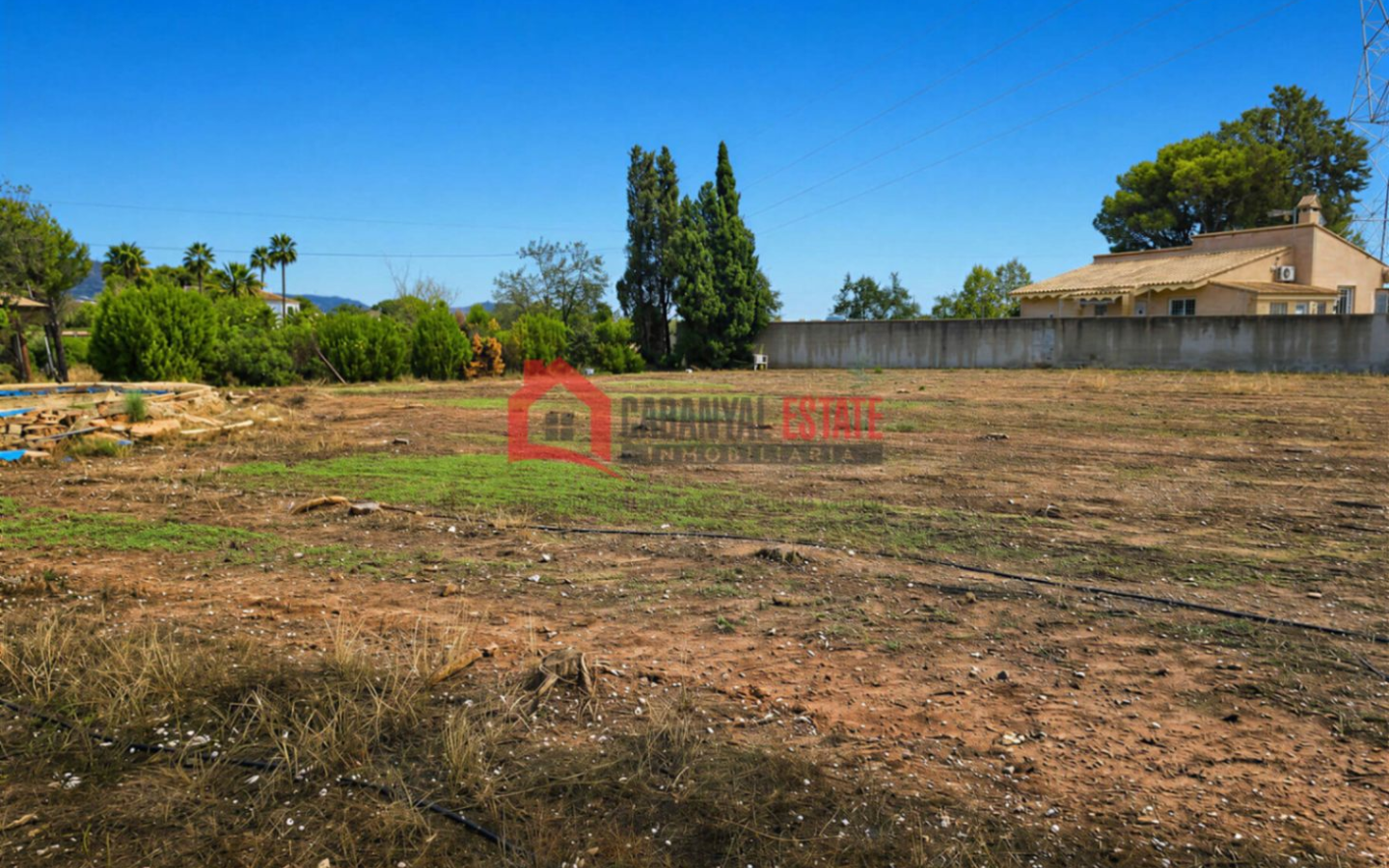 Land In Náquera (1.447 M² Plot)