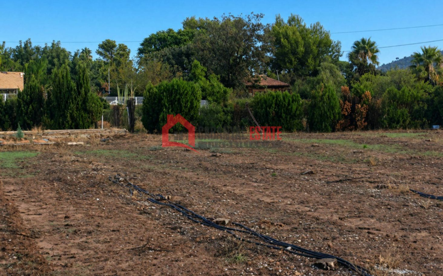 Land In Náquera (1.447 M² Plot)