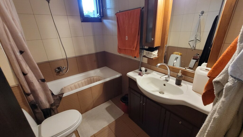 4-bedroom Detached House In Lagkadas, Greece (250 M²)
