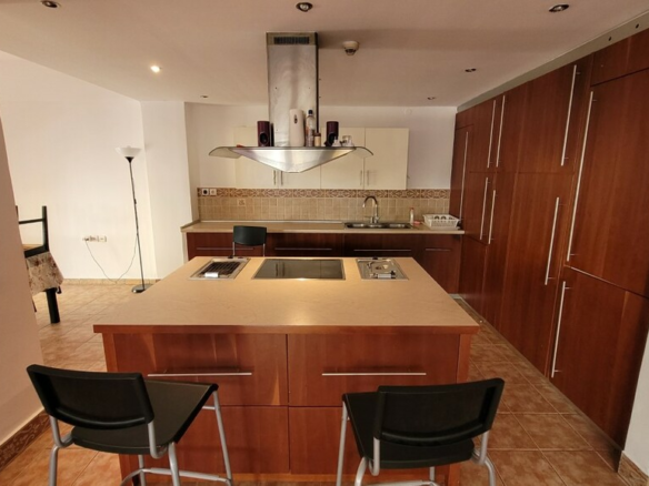 2-bedroom Flat In Oreokastro, Greece (150 M²)