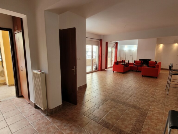 2-bedroom Flat In Oreokastro, Greece (150 M²)