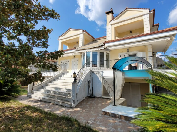 4-bedroom Detached House In Vasilika, Greece (340 M²)