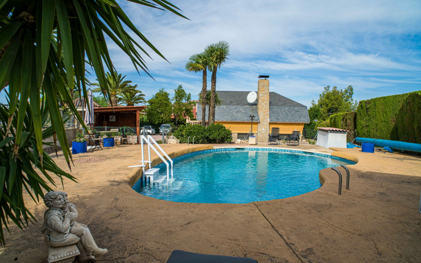 6-bedroom Detached Villa In Petrer (loma Bada), Spain (339 M²)