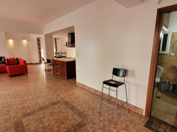 2-bedroom Flat In Oreokastro, Greece (150 M²)