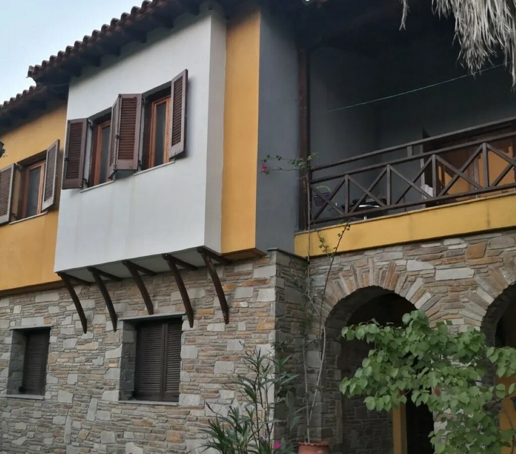 4-bedroom Villa In Sithonia, Greece (175 M²)