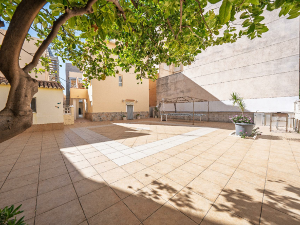 Land In Miramar, Spain (195 M² Plot)