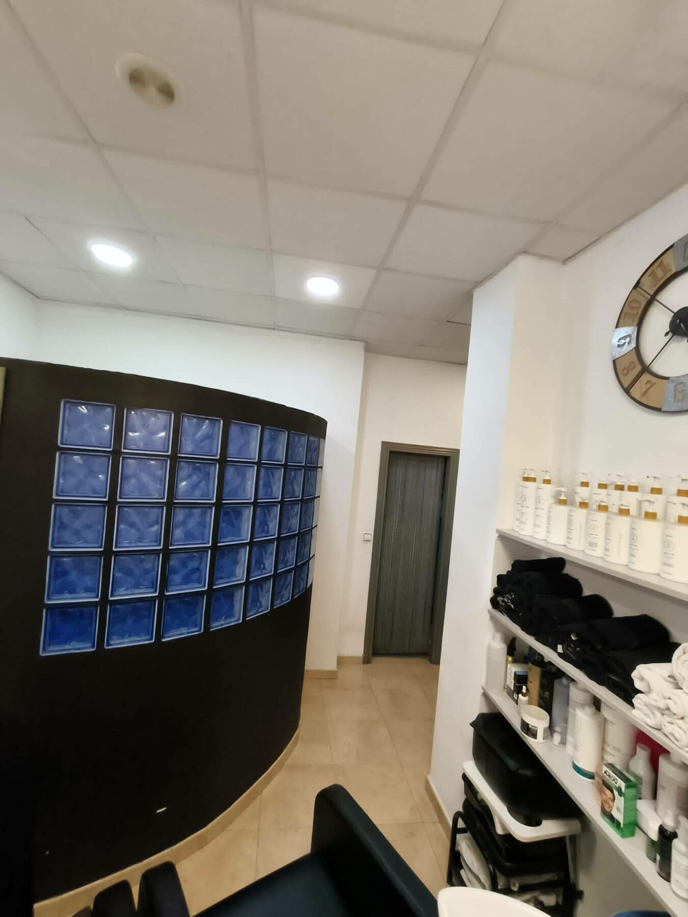 Commercial Premises In Valencia (70 M²)