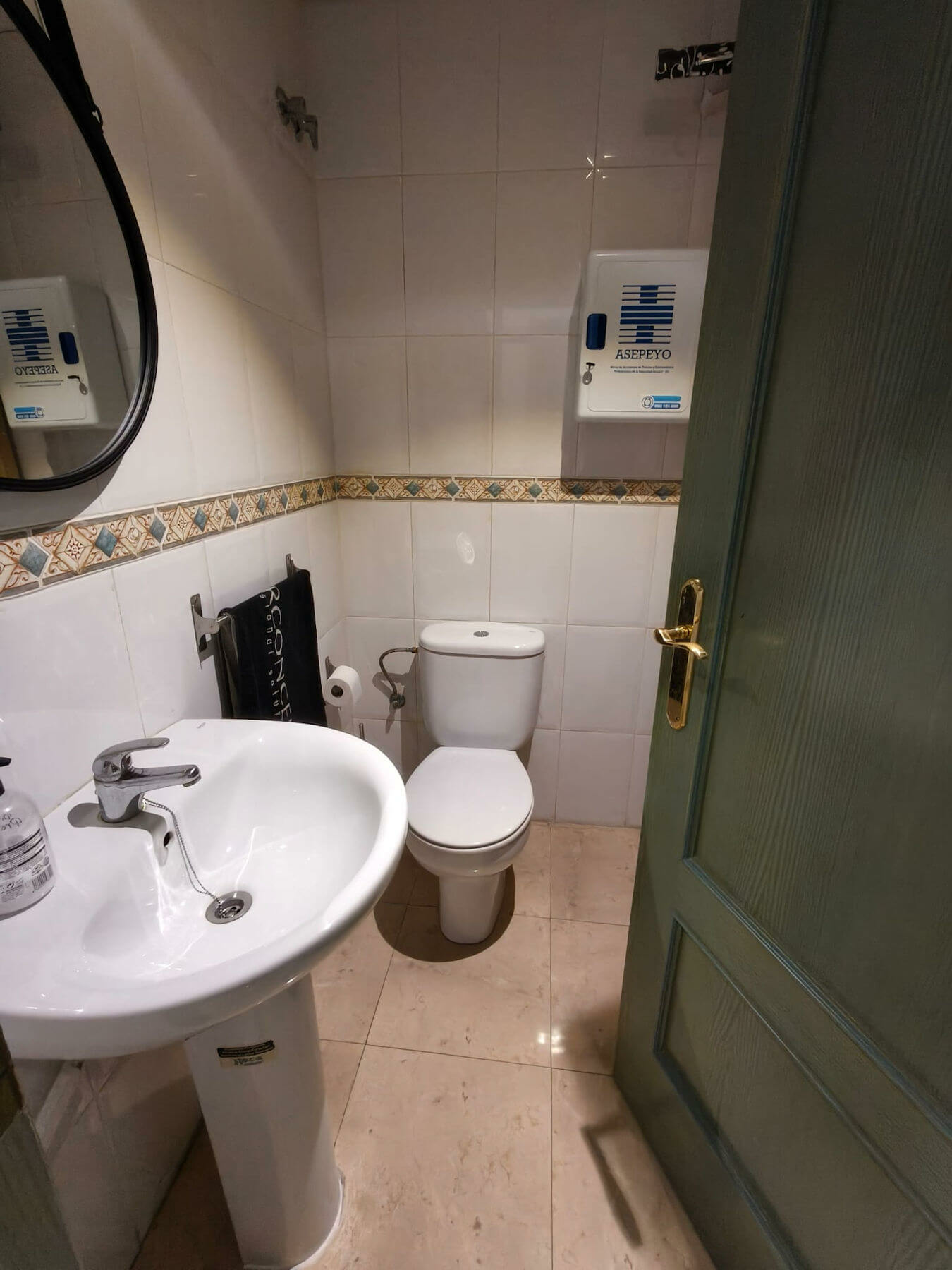 Commercial Premises In Valencia (70 M²)