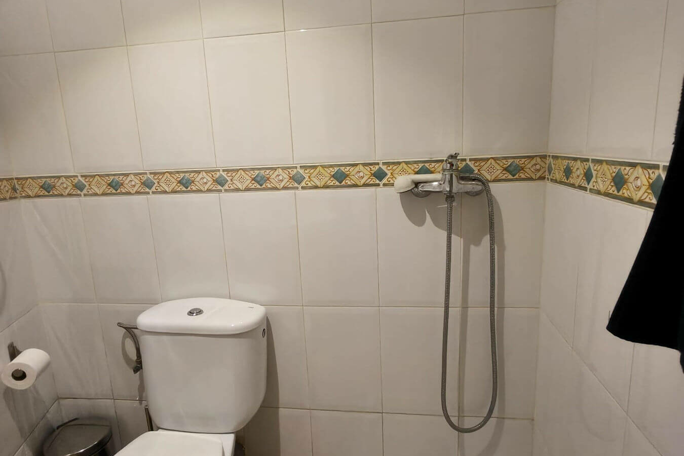 Commercial Premises In Valencia (70 M²)