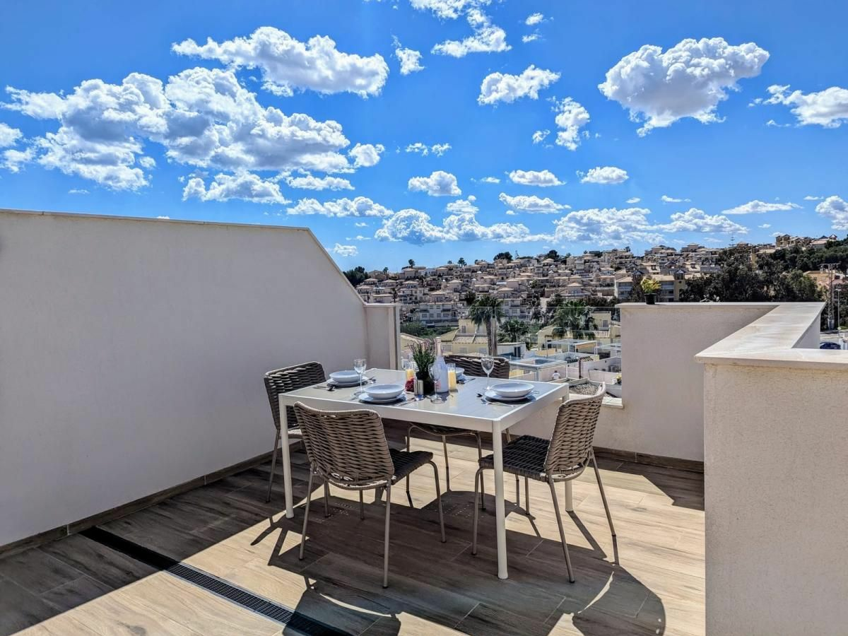 2-bedroom Apartment In Orihuela Costa, Spain