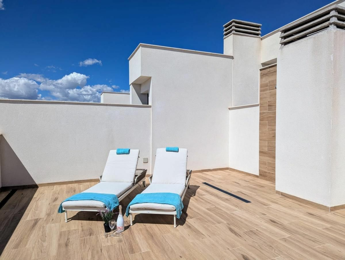 2-bedroom Apartment In Orihuela Costa, Spain
