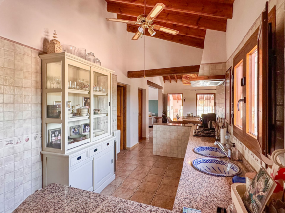 3-bedroom Detached Villa In Cañada De La Leña, Spain (385 M²)