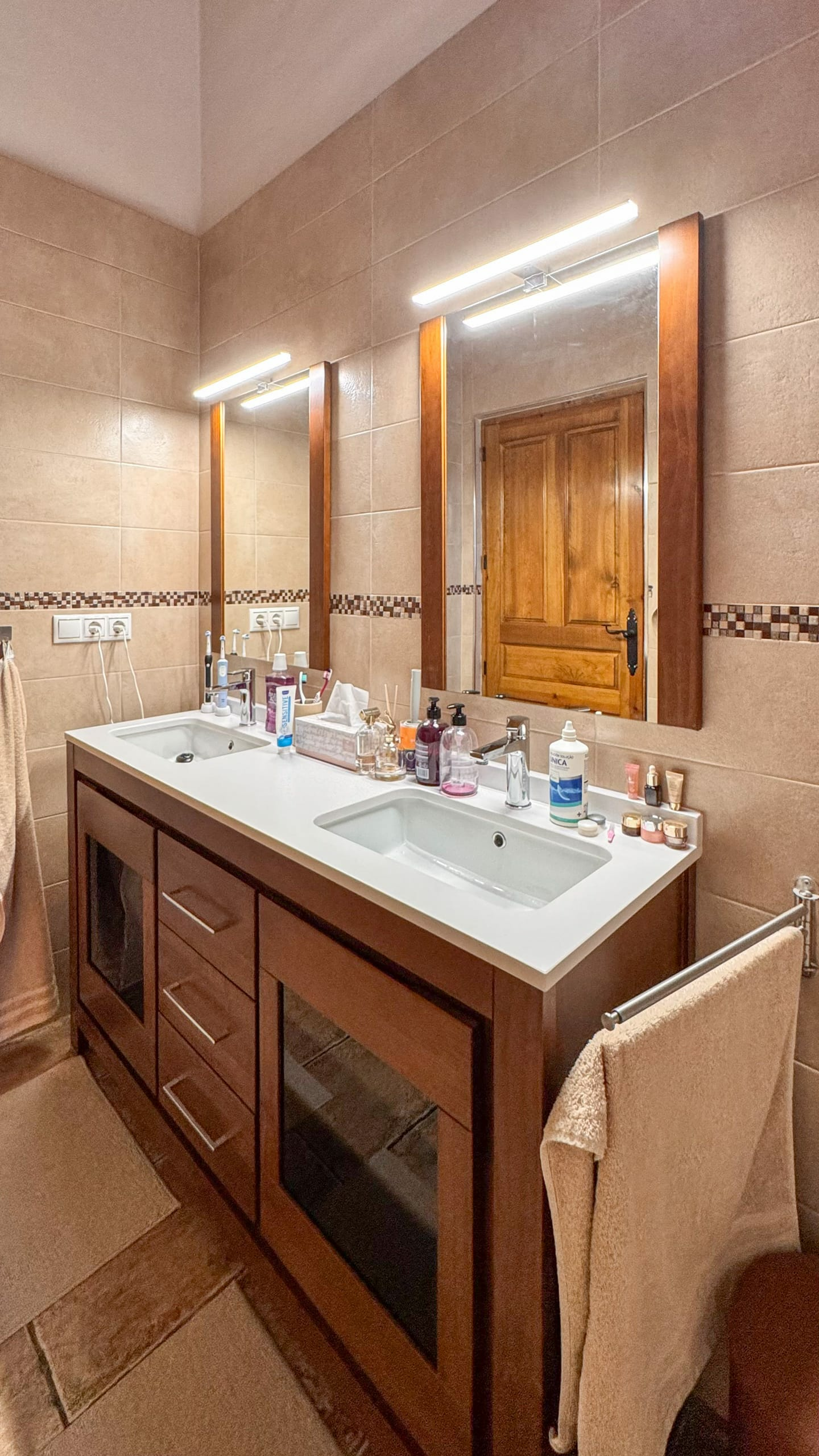 5e165d35-1402-49bf-8973-cce4dd3aeddc-FOX-R177_-_Canada_de_la_Lena_24-94c3f0 3-bedroom Detached Villa In Cañada De La Leña, Spain (385 M²)