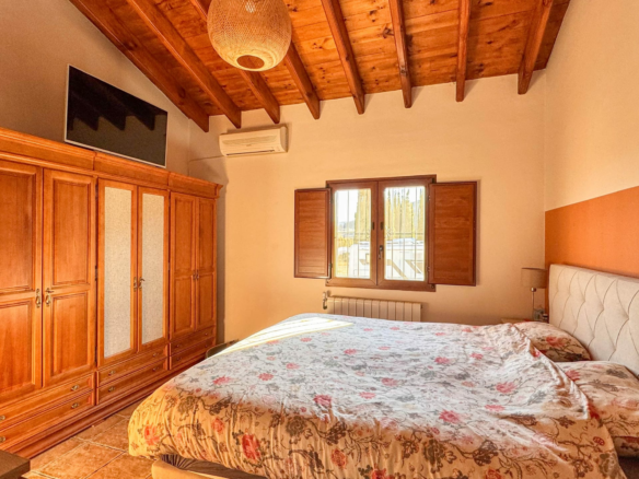 3-bedroom Detached Villa In Cañada De La Leña, Spain (385 M²)