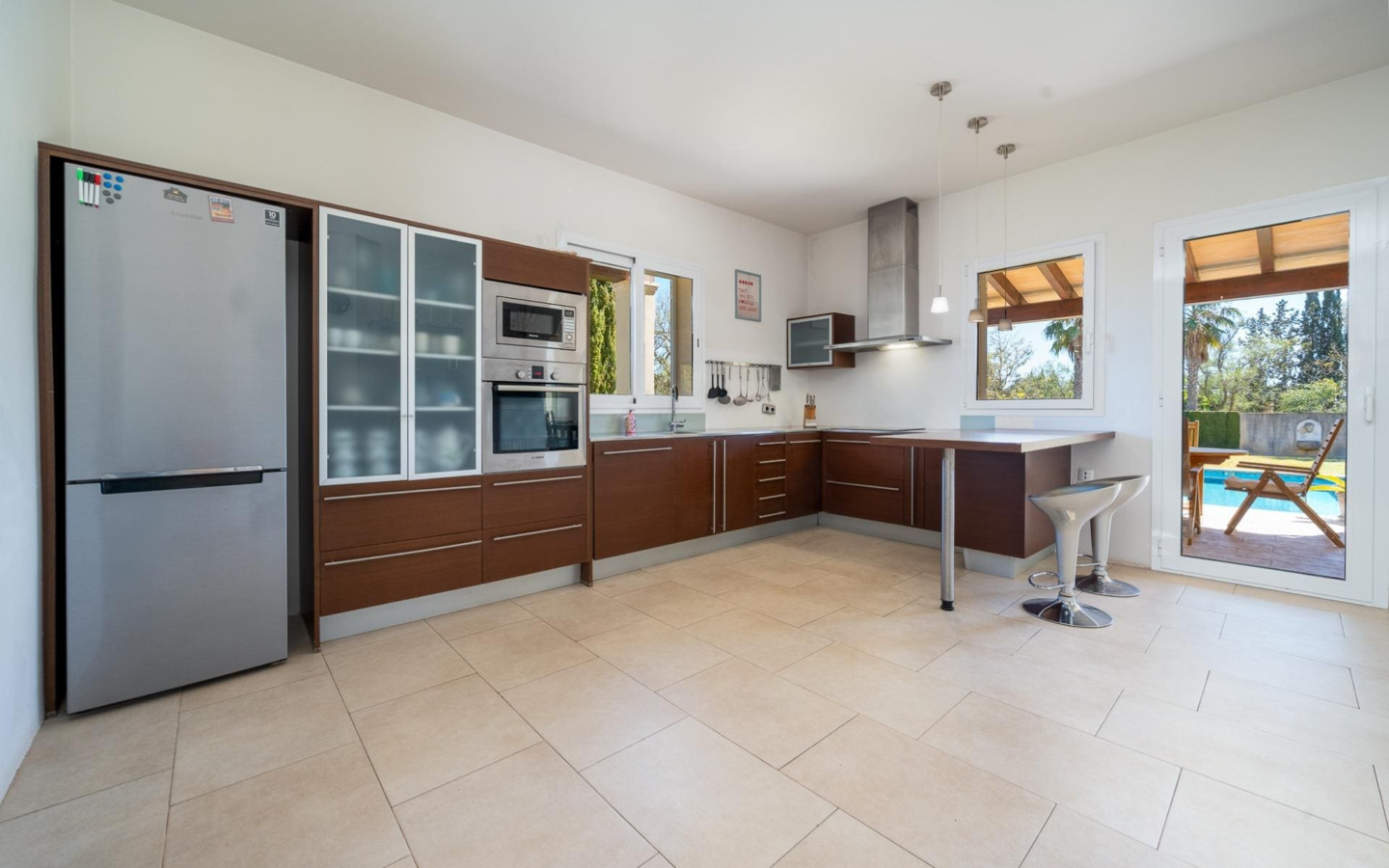 4-bedroom Villa In Binissalem, Spain (243 M²)