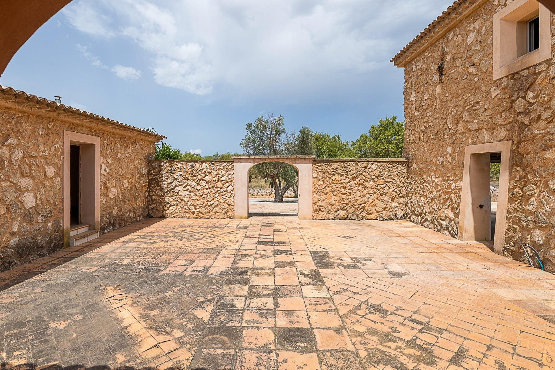 6-bedroom Finca In Binissalem, Spain (48.474 M²)