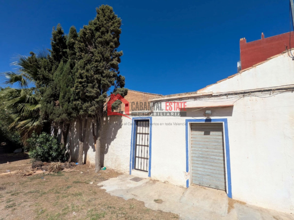 3-bedroom Terraced House In Valencia (79 M²)